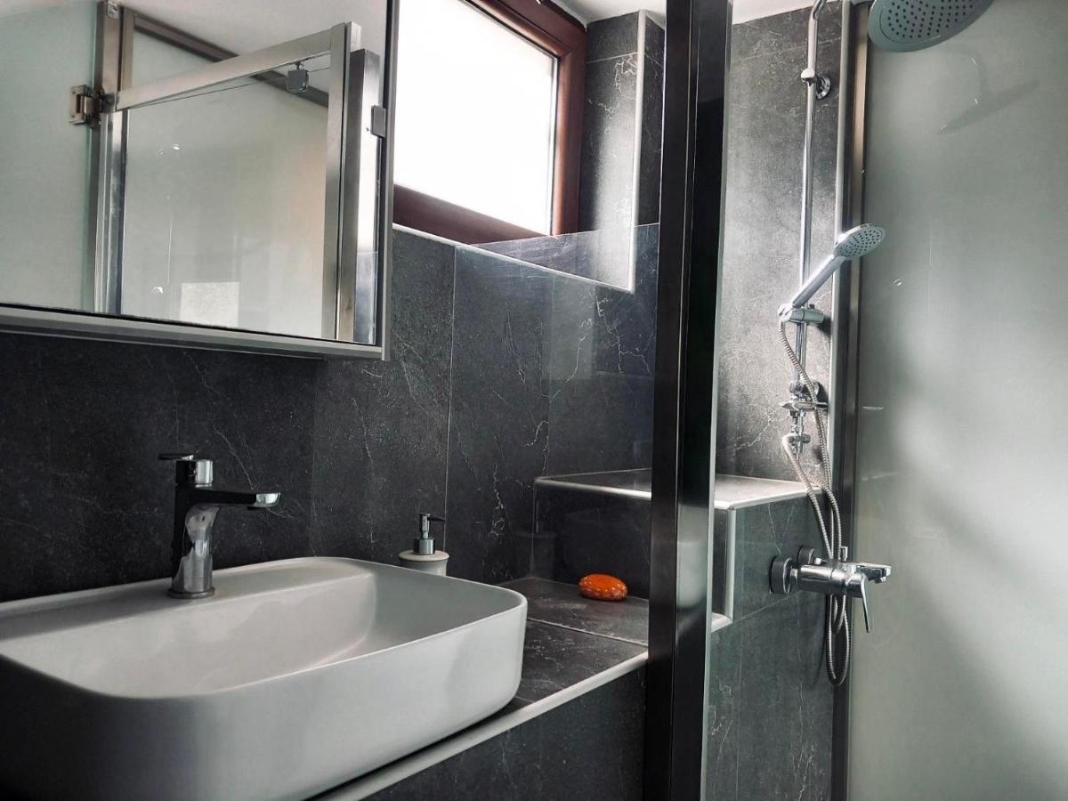 Moxy Paxos Apartments Γάιος Εξωτερικό φωτογραφία